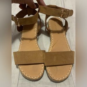 Bamboo sandals